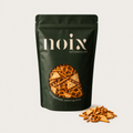 Cocktail snackmix met pretzels en crackers in NOIX-stazak